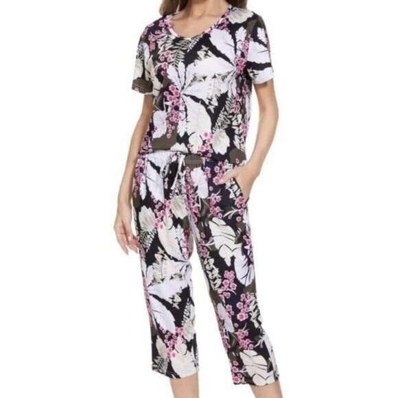 4X size 20 MOYEE Pajama Set Soft Short Sleeve Capri 2 Piece Loungewear Pockets - Picture 1 of 8